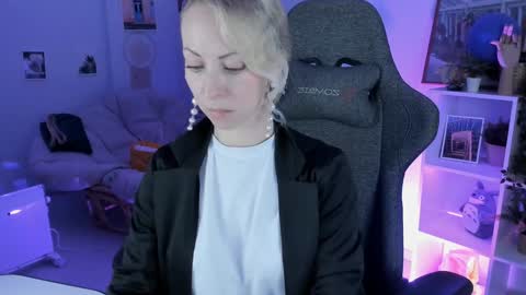 Snapshot of lylithskye chatting on 02-06-25, 10:37 Lylith Skye NO NUDE model online show from 02-06-25, 10:37