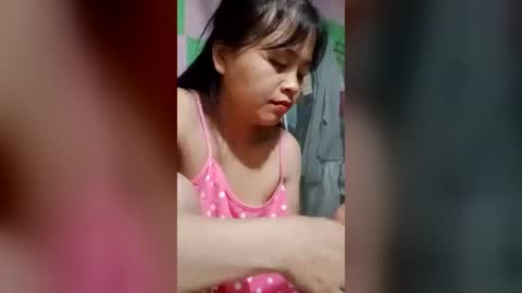 Lyly online show from 06-26-26, 04:00