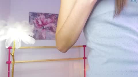 Lyly   online show from 12-16-24, 05:27