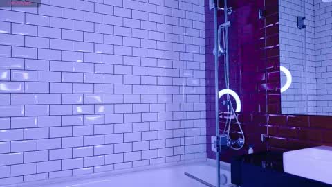 Lyly   online show from 01-16-26, 02:21