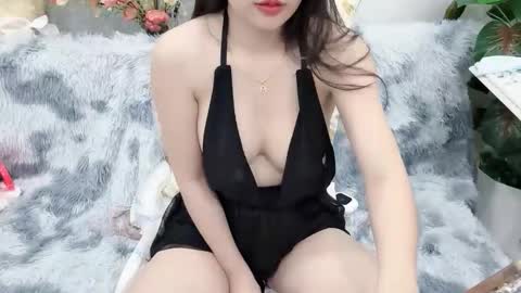 lyly_sweet97 online show from 05-14-26, 08:37