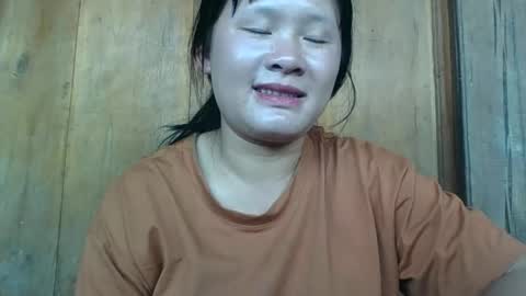 Snapshot of lylymai chatting on 10-05-25, 07:39 lylymai online show from 10-05-25, 07:39