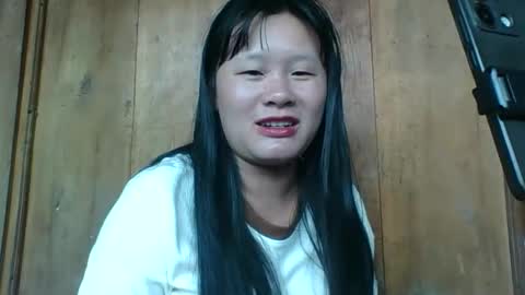 Snapshot of lylymai chatting on 10-06-25, 08:23 lylymai online show from 10-06-25, 08:23