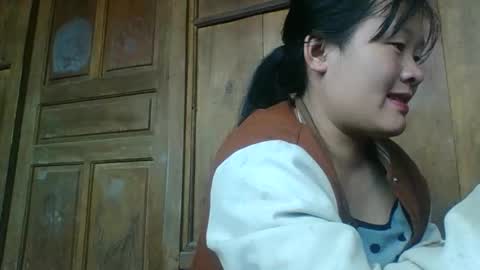 Snapshot of lylymai chatting on 10-23-25, 02:22 lylymai online show from 10-23-25, 02:22