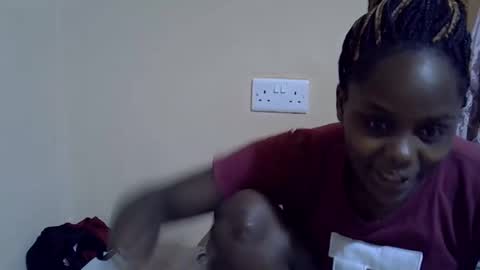 lyn_anna online show from 11-14-25, 12:15