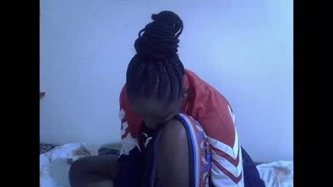 lyn_anna online show from 05-08-26, 06:24