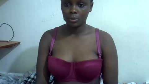 lyn_anna online show from 06-10-26, 05:56