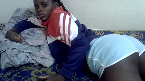 lyn_anna online show from 07-25-26, 07:39