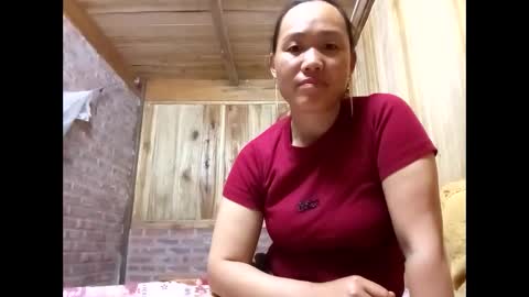 lyn_eva online show from 05-13-26, 10:23