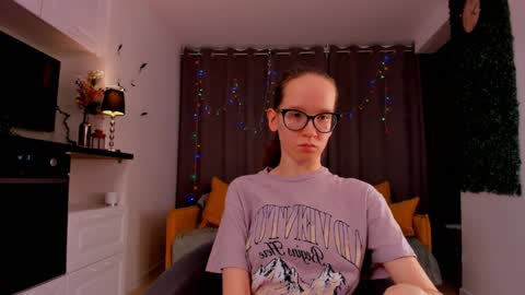 Sara online show from 02-03-25, 07:42