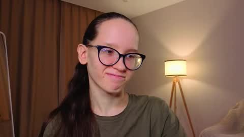 Sara online show from 01-09-26, 04:10