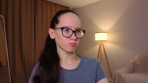 Sara online show from 01-12-26, 04:01