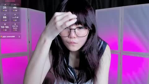 Suki online show from 02-14-25, 08:37