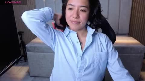 lynn_turner_ online show from 05-06-26, 01:05