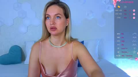 Snapshot of lynna_sparks chatting on 10-23-25, 02:44 Lana online show from 10-23-25, 02:44