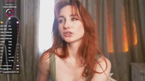 Snapshot of lynnalltop chatting on 03-12-25, 07:13 Natasha online show from 03-12-25, 07:13