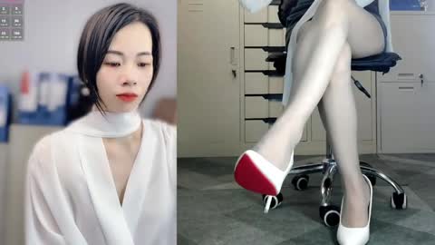 Snapshot of lynnalltop_165_keke chatting on 04-14-26, 01:22 lynnalltop_165_keke online show from 04-14-26, 01:22