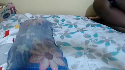 Snapshot of lynnesee chatting on 02-16-26, 10:55 lyenne online show from 02-16-26, 10:55