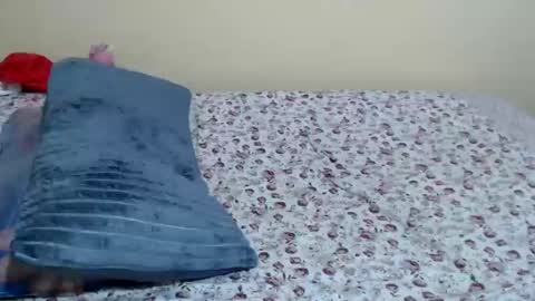 Snapshot of lynnesee chatting on 03-17-26, 11:57 lyenne online show from 03-17-26, 11:57