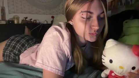lynnxadams online show from 07-26-26, 02:42