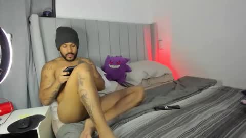 Snapshot of lyon_dark chatting on 11-26-25, 11:50 Lyon Dark online show from 11-26-25, 11:50