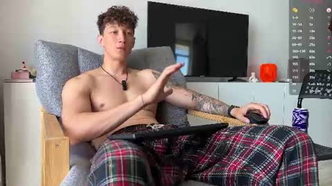 Dani online show from 06-14-26, 07:54