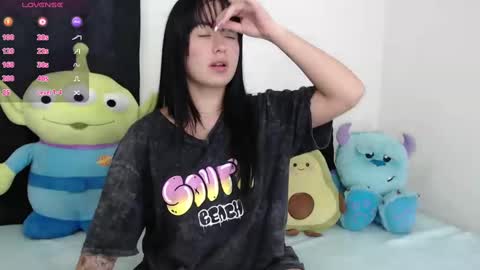 Snapshot of lyshana chatting on 01-03-25, 11:25 lyshana online show from 01-03-25, 11:25