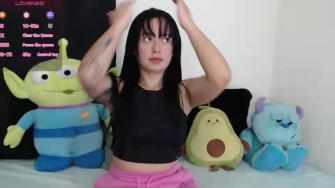 Snapshot of lyshana chatting on 01-11-25, 10:29 lyshana online show from 01-11-25, 10:29