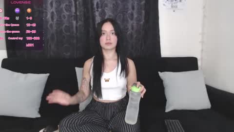 Snapshot of lyshana chatting on 03-07-25, 11:40 lyshana online show from 03-07-25, 11:40