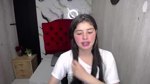 L Y S S A  online show from 06-24-26, 12:37