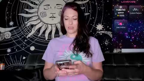 Snapshot of m0llyp0ppins chatting on 06-17-26, 12:40 M0lly online show from 06-17-26, 12:40