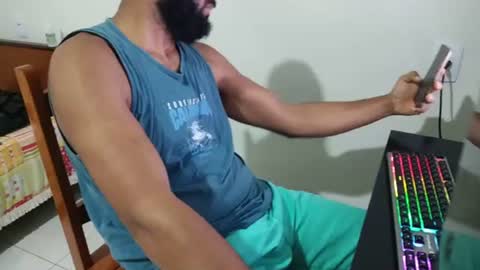 m0ren01995 online show from 07-25-26, 11:08
