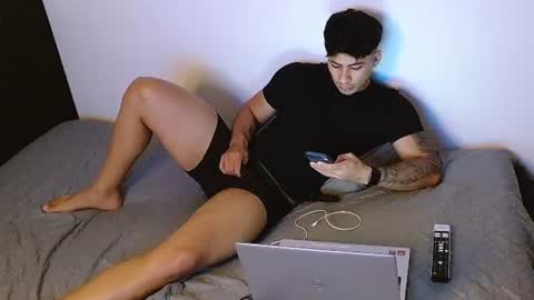 MICHAEL online show from 06-25-26, 05:12