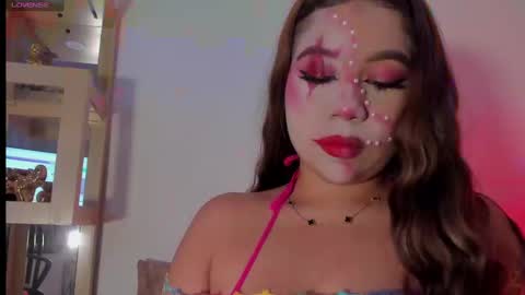 Snapshot of m1lk_choc chatting on 10-16-25, 11:50 Mila online show from 10-16-25, 11:50