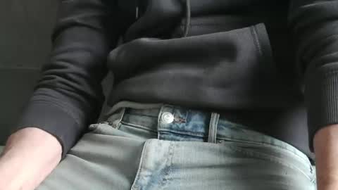 Snapshot of m4dh4tter24 chatting on 04-30-26, 08:09 m4dh4tter24 online show from 04-30-26, 08:09