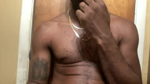 Snapshot of m4st3rmarcus chatting on 06-12-26, 04:44 Marcus Black online show from 06-12-26, 04:44