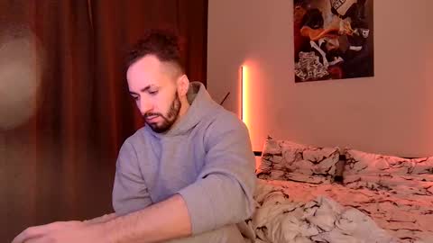 M E D I A T O R online show from 10-07-25, 03:04