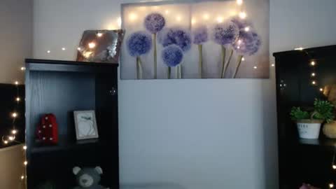 m_i_k_i_ online show from 02-02-26, 10:58