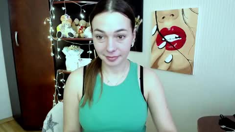 Vikki online show from 03-08-25, 10:22