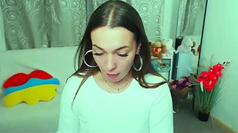 Vikki online show from 06-20-26, 09:45