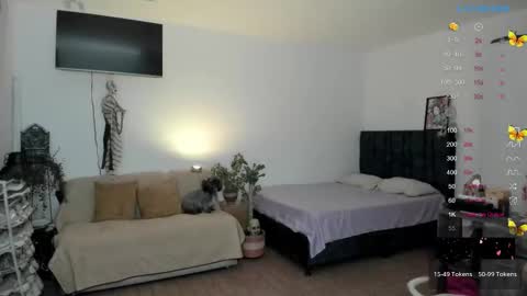 Snapshot of maaddy_ chatting on 10-29-25, 02:58 maaddy_ online show from 10-29-25, 02:58