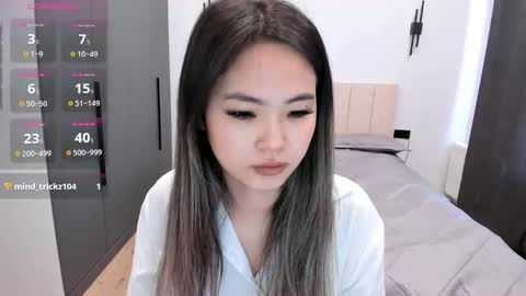 maakimita online show from 10-18-25, 07:31