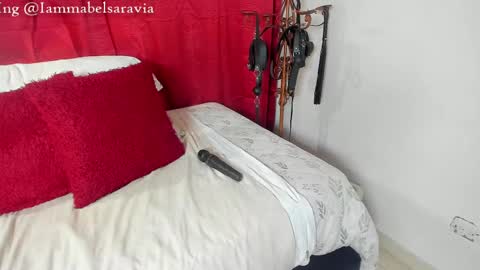 Snapshot of mabelsaravia chatting on 10-12-25, 03:11 mabel online show from 10-12-25, 03:11