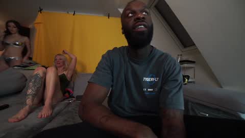 Mac Troy online show from 12-05-24, 08:11