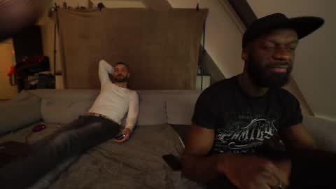 Mac Troy online show from 12-09-24, 06:25