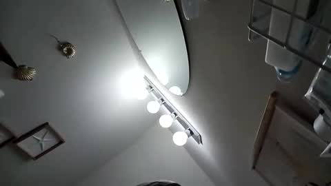 macbookman999 online show from 12-31-24, 01:08