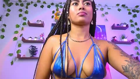 Snapshot of macey_hairy chatting on 12-10-24, 02:06 Macey Elliot Modelo Independiente online show from 12-10-24, 02:06