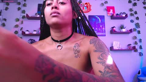 Snapshot of macey_hairy chatting on 12-18-24, 02:17 Macey Elliot Modelo Independiente online show from 12-18-24, 02:17