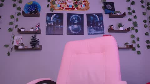 Snapshot of macey_hairy chatting on 12-26-24, 09:15 Macey Elliot Modelo Independiente online show from 12-26-24, 09:15