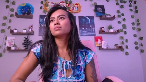 Snapshot of macey_hairy chatting on 12-27-24, 06:53 Macey Elliot Modelo Independiente online show from 12-27-24, 06:53